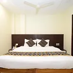 Hotel Rashika Palace